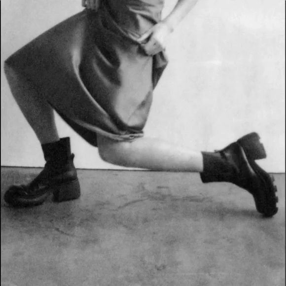 Zara chunky thick sole leather ankle boots - Picture 2 of 9